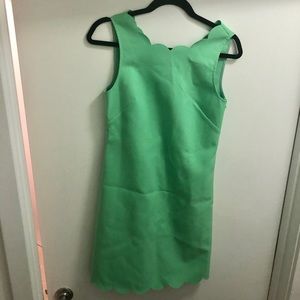 Green scallop shift dress